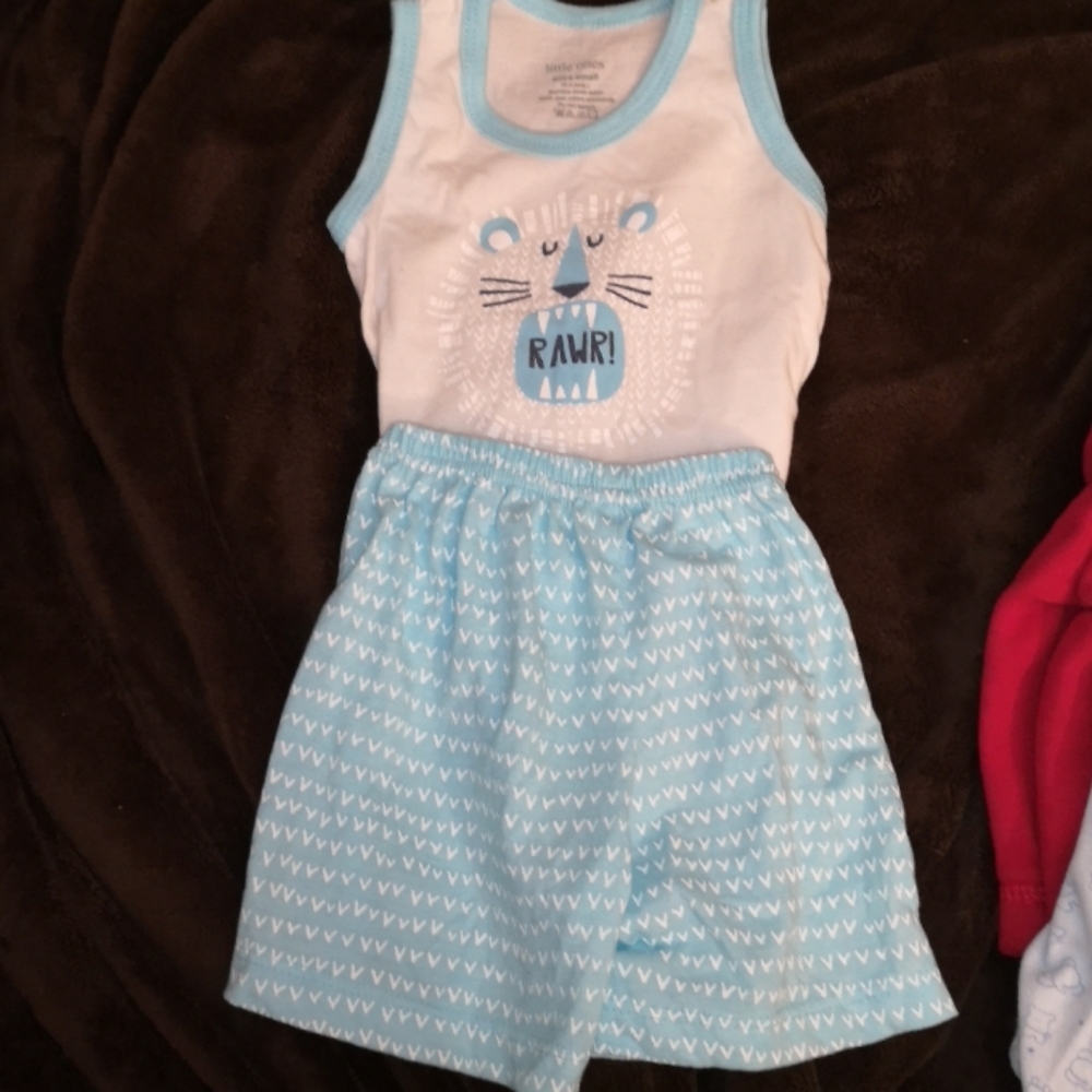 ❤️ 0-3 mo shorts set Little Ones